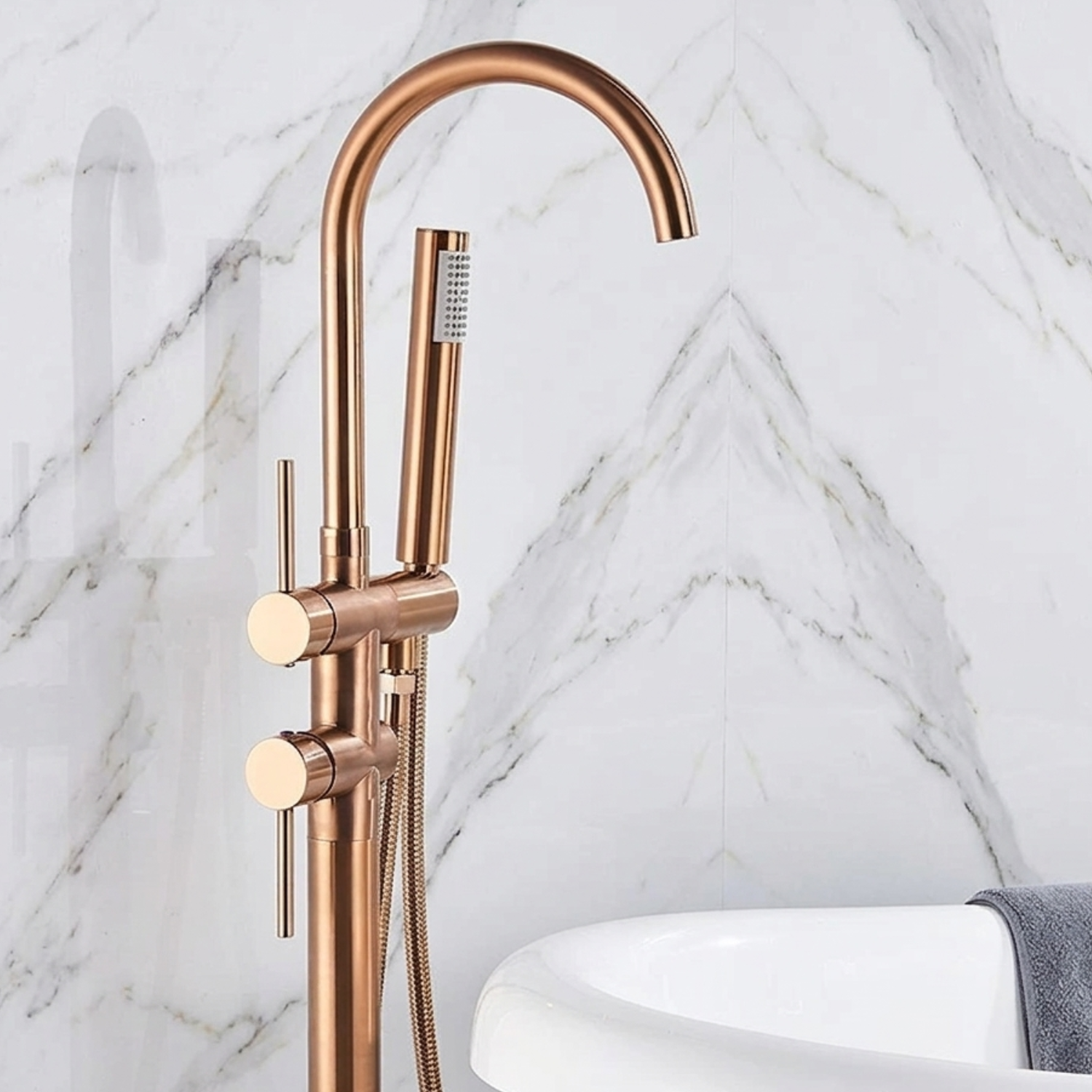 Klaralven - Bathtub Shower Faucet Set Floor Standing Shower System with 360 Swivel Spout Bathroom Bath Bathtub Mixer